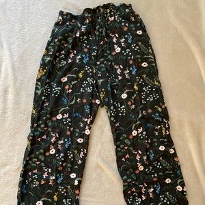H&M floral dark green pants